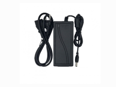 محول 12 فولت 5 أمبير DC/AC