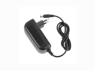 محول 5 فولت 2 أمبير DC/AC